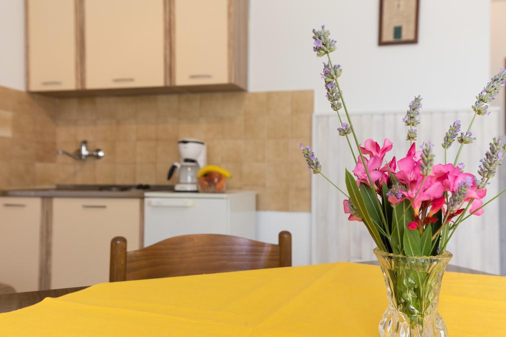 Apartment Milka Крк Экстерьер фото